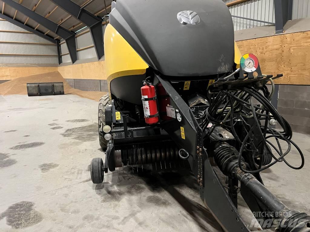 New Holland BB 890 Heinapressid