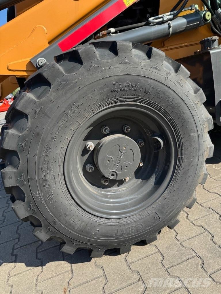 CASE 851 EX 4WD Pro Ekskavaatorlaadurid