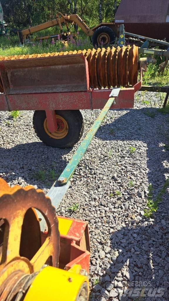 Väderstad Roller 620 Rullmasinad
