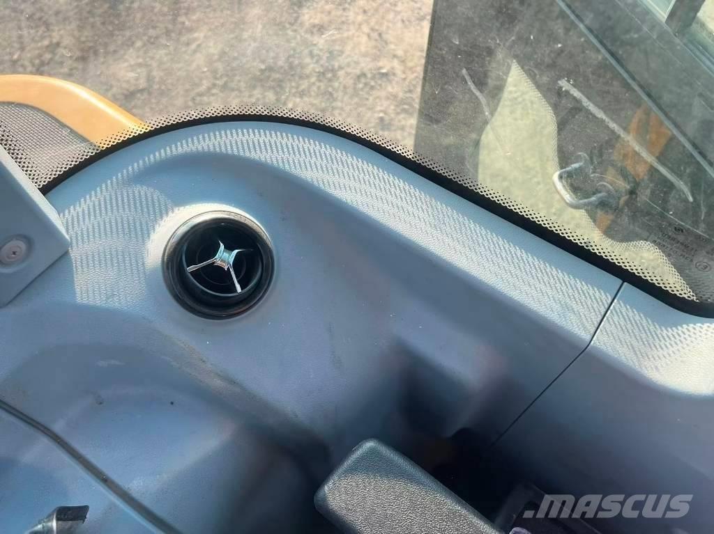 Sany SY 55 C Roomikekskavaatorid