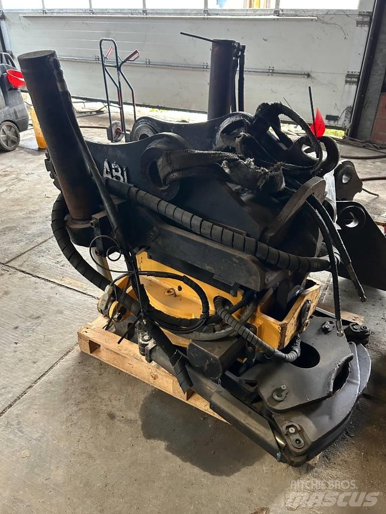Engcon Tiltrotator Pöördpead
