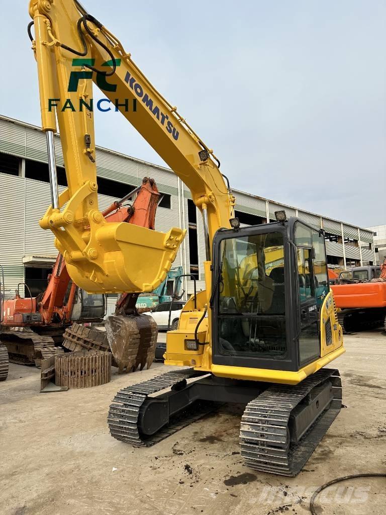 Komatsu PC 70-8 Roomikekskavaatorid