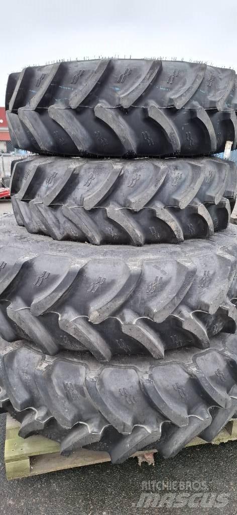 New Holland T5.110 Rehvid, rattad ja veljed