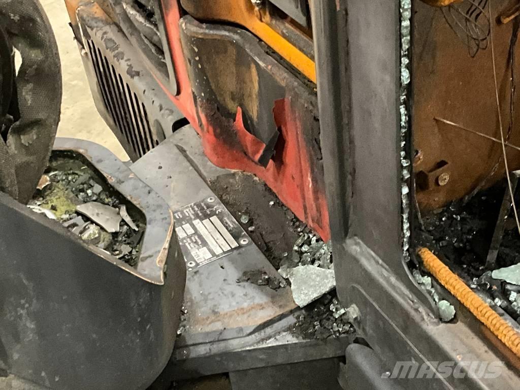 Doosan DX 85 R Väikeekskavaatorid 7t-12t