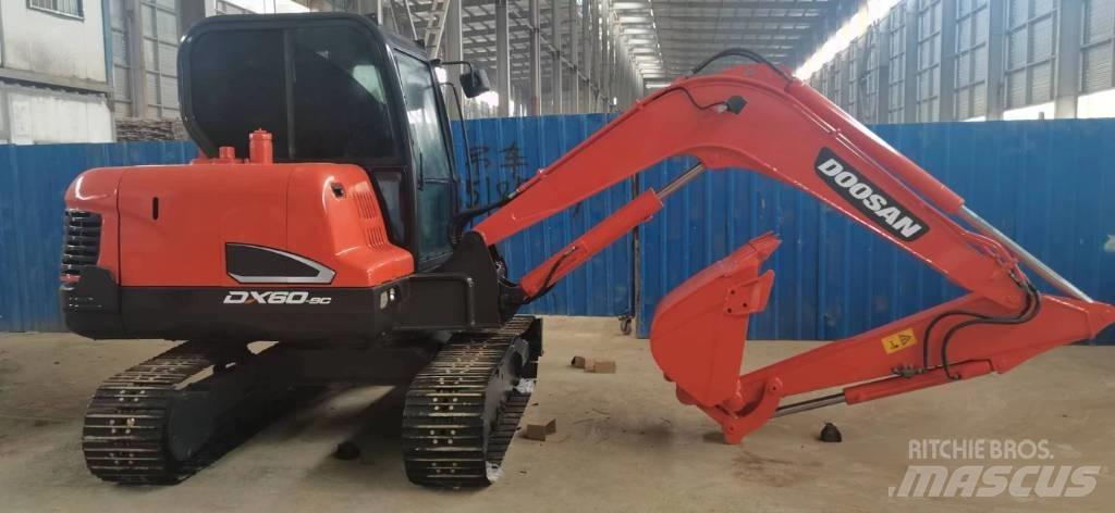 Doosan 60-9c Roomikekskavaatorid