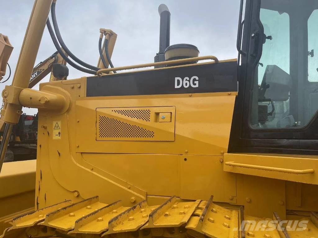 CAT D 6 G Buldooserid