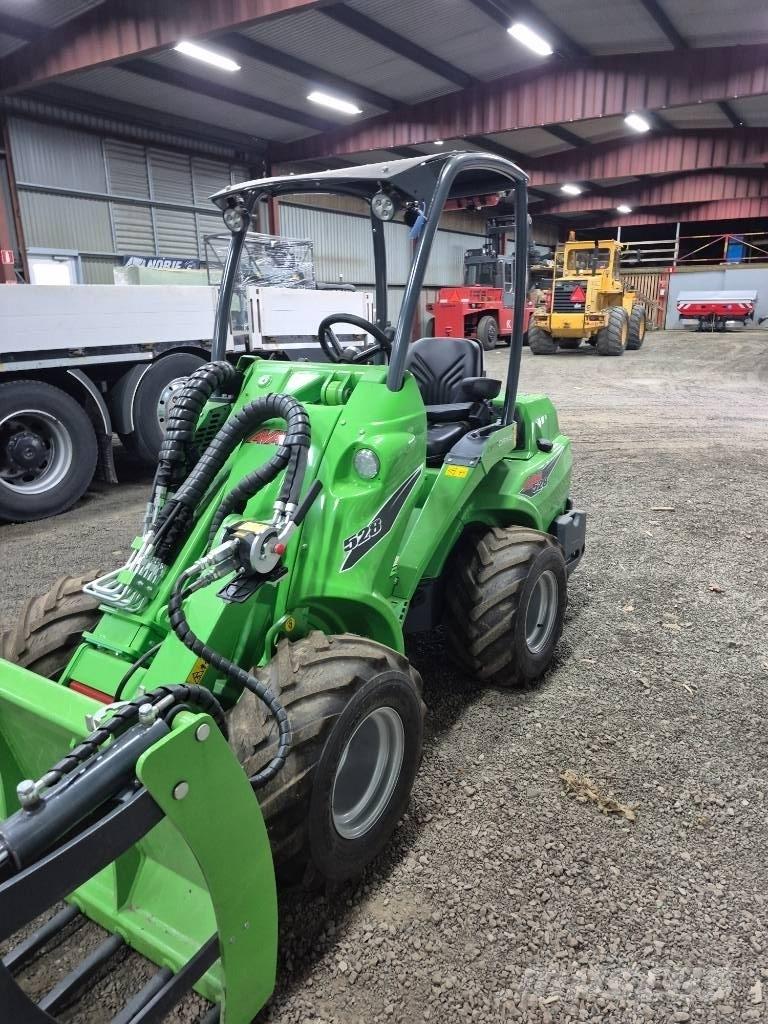 Avant 528 Mitmeotstarbelised laadurid