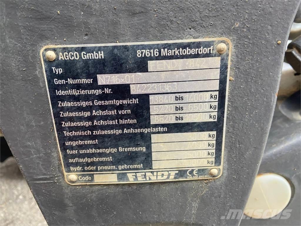 Fendt 828 Vario Traktorid