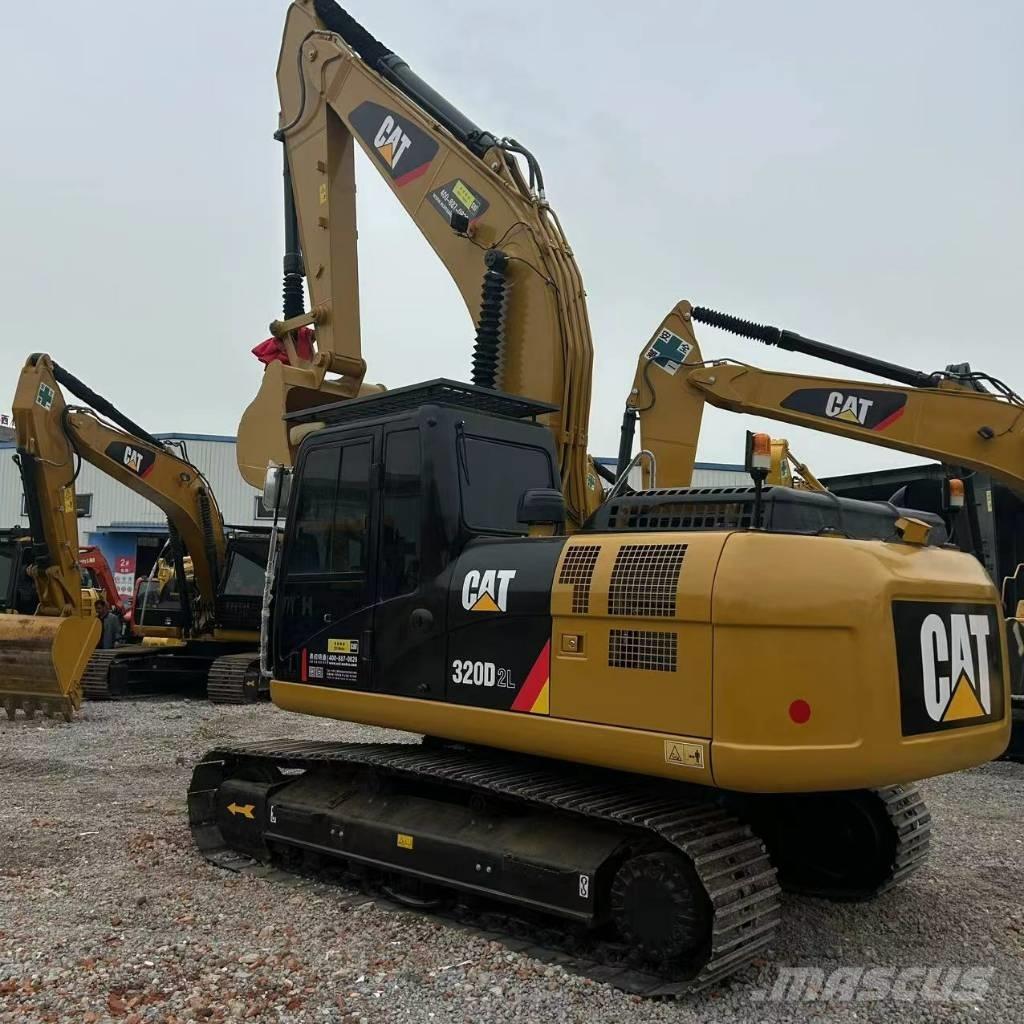 CAT 320 D L Roomikekskavaatorid