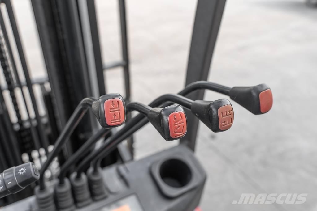 Manitou MI 25 D Diiseltõstukid