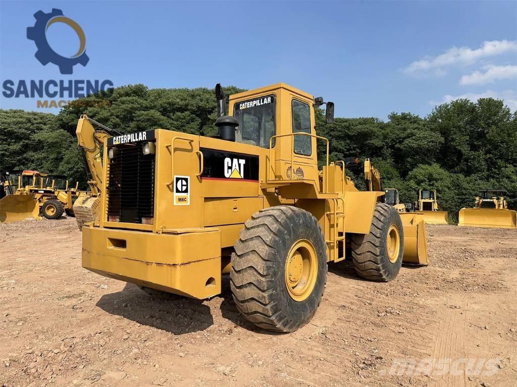 CAT 966 C Rataslaadurid