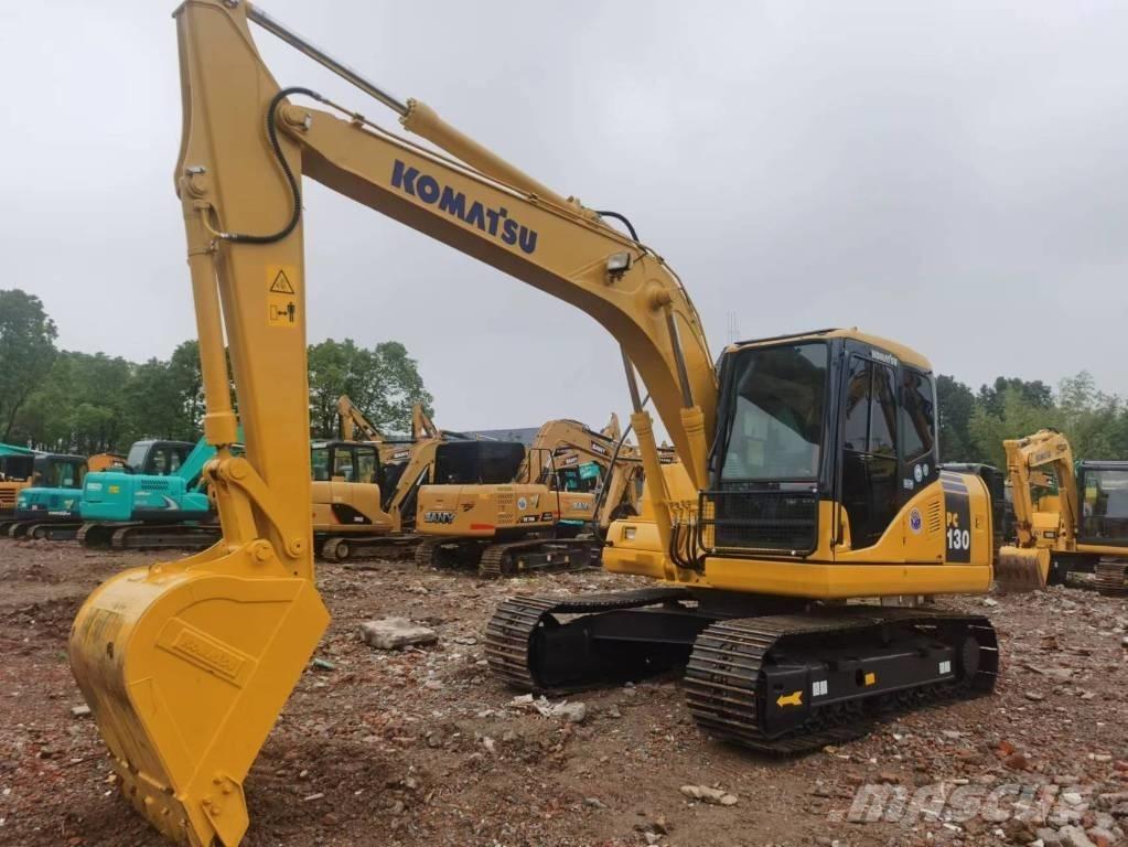 Komatsu PC 130-7 Roomikekskavaatorid