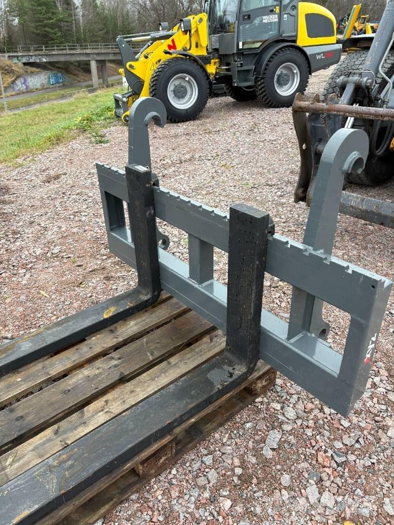 XYZ Gaffelställ BM Rataslaadurid