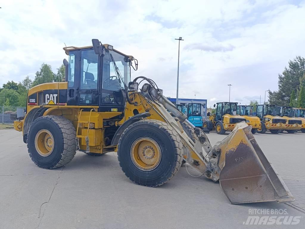 CAT 930 G Rataslaadurid
