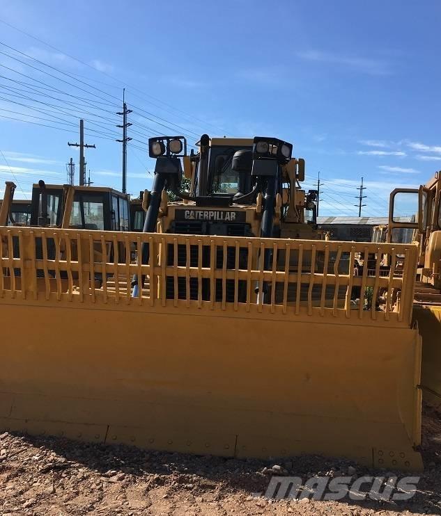 CAT D6R Buldooserid