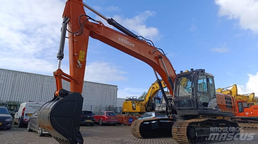 Hitachi ZX 220 LC Roomikekskavaatorid