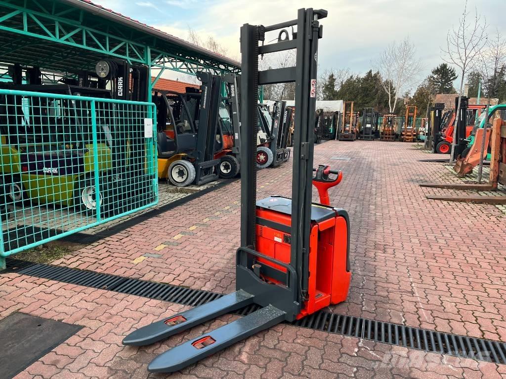 Linde L 14 V-3816 Platvormiga virnastajad
