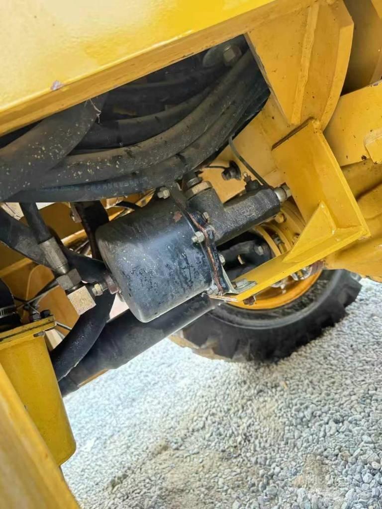 XCMG WZ 30-25 Ekskavaatorlaadurid