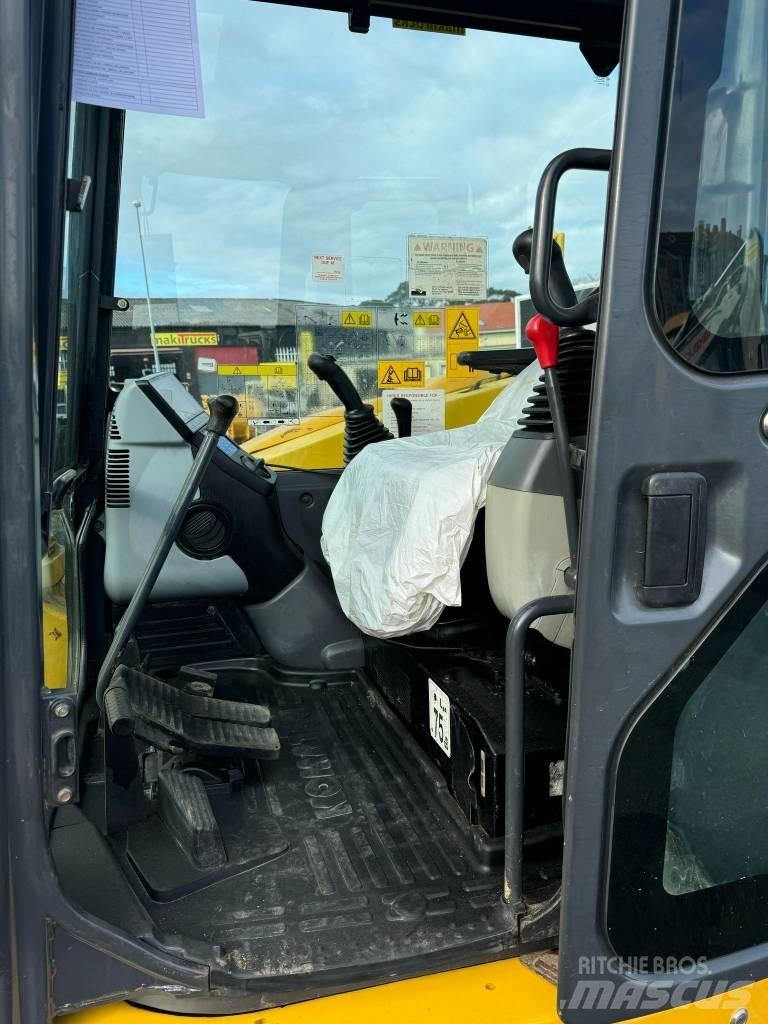 Komatsu PC 118 MR-8 Roomikekskavaatorid