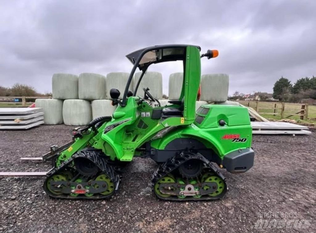 Avant 750 Mitmeotstarbelised laadurid