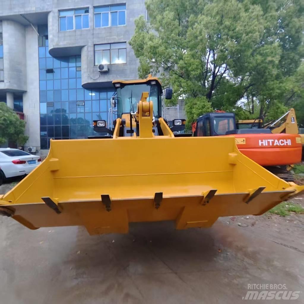 SDLG 958F Rataslaadurid