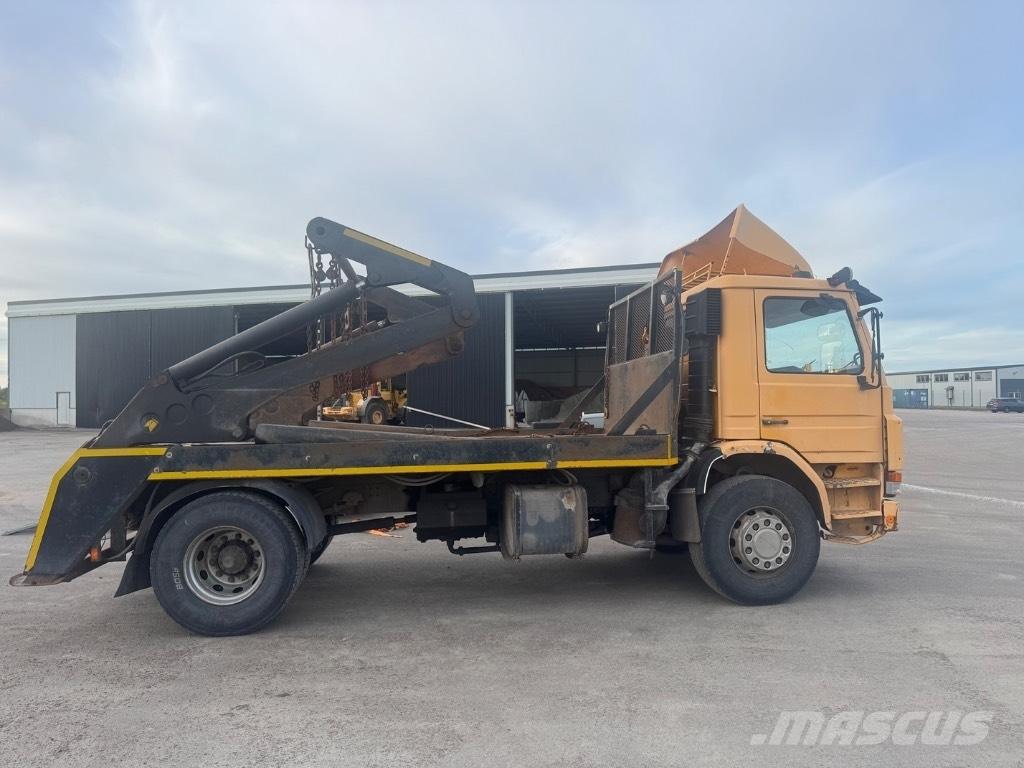 Scania P 82 H Vahetuskastiga tõstukautod