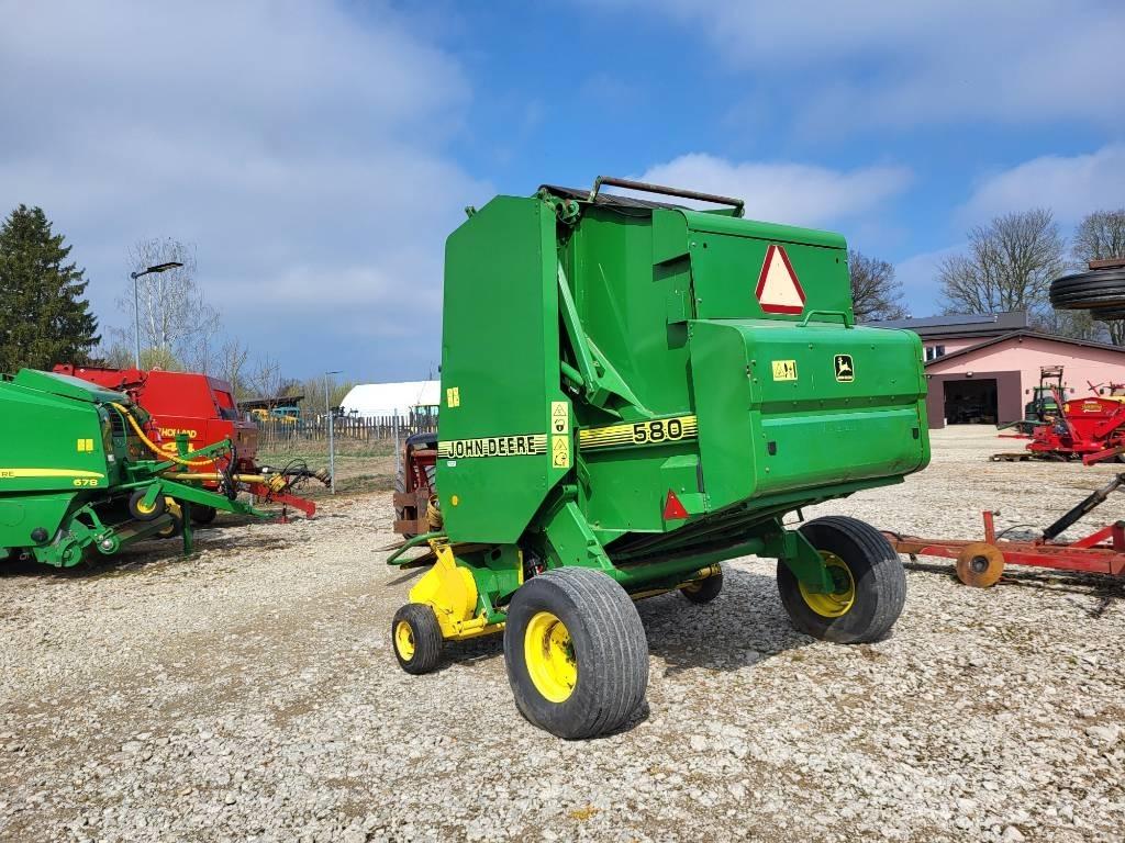 John Deere 580 Ruloonpressid