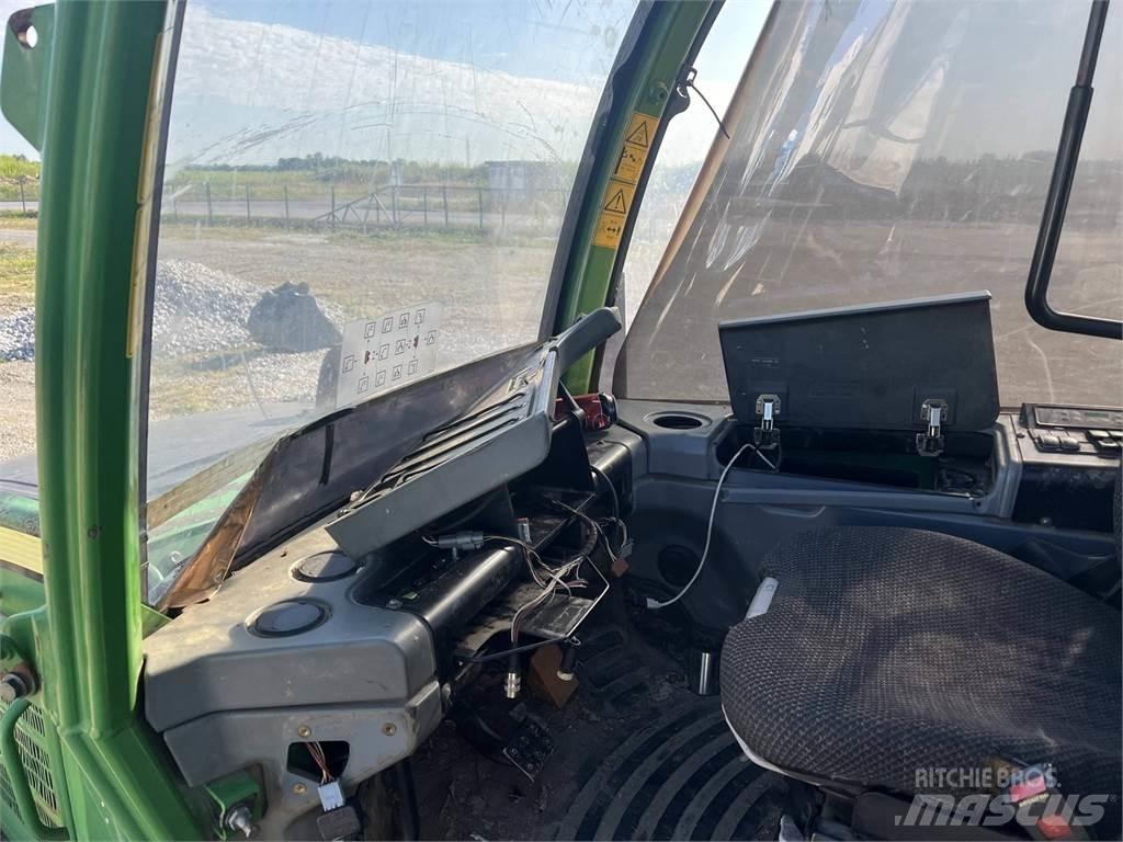 John Deere 1010E Harvesterid