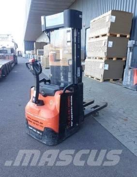 Toyota BT SWE 160 L Käsikahvelkärud
