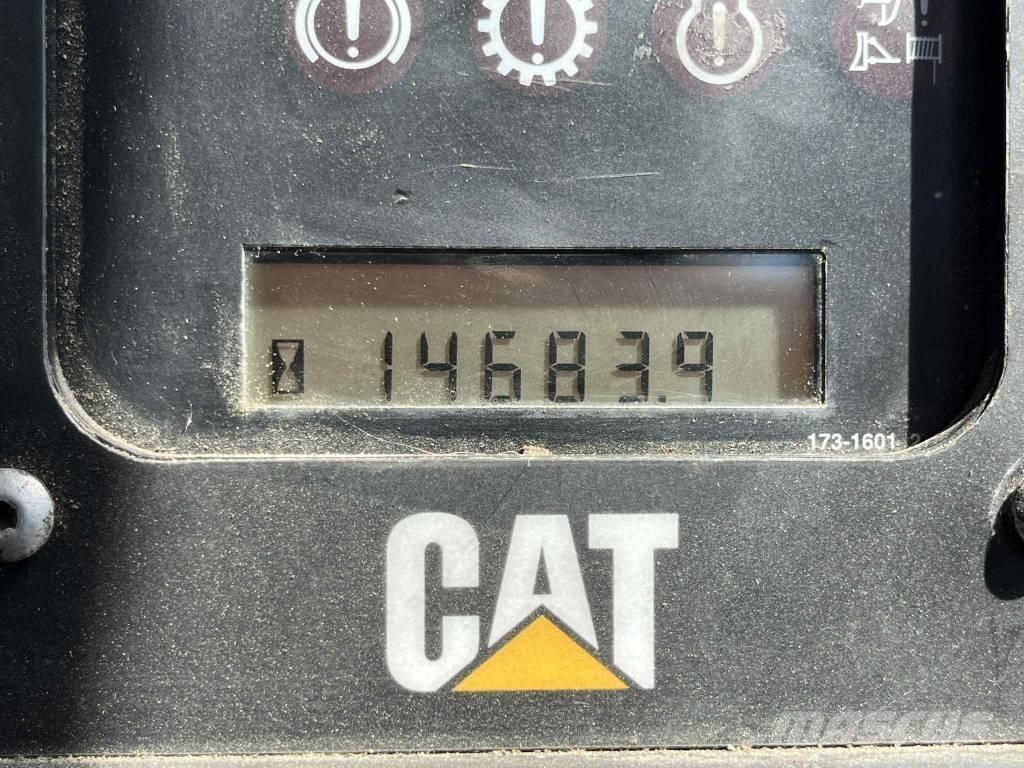 CAT D6R LGP Buldooserid