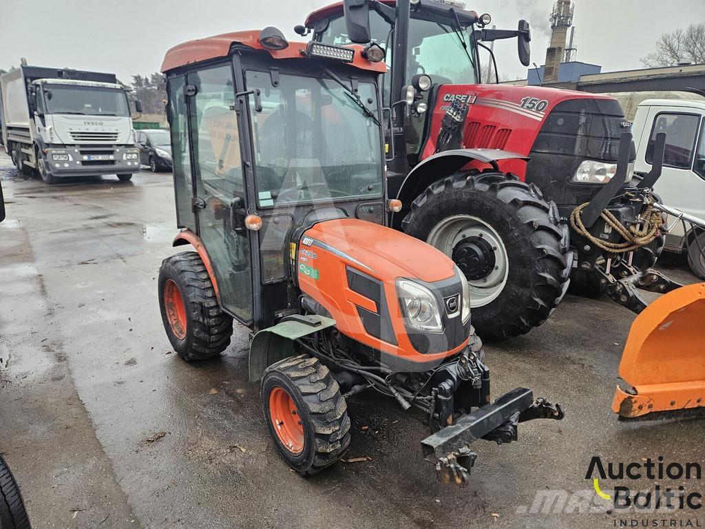 Kioti CK 2810 Traktorid