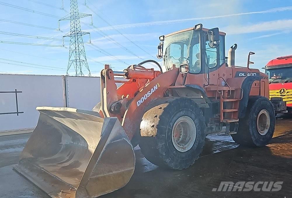 Doosan DL 400 Rataslaadurid