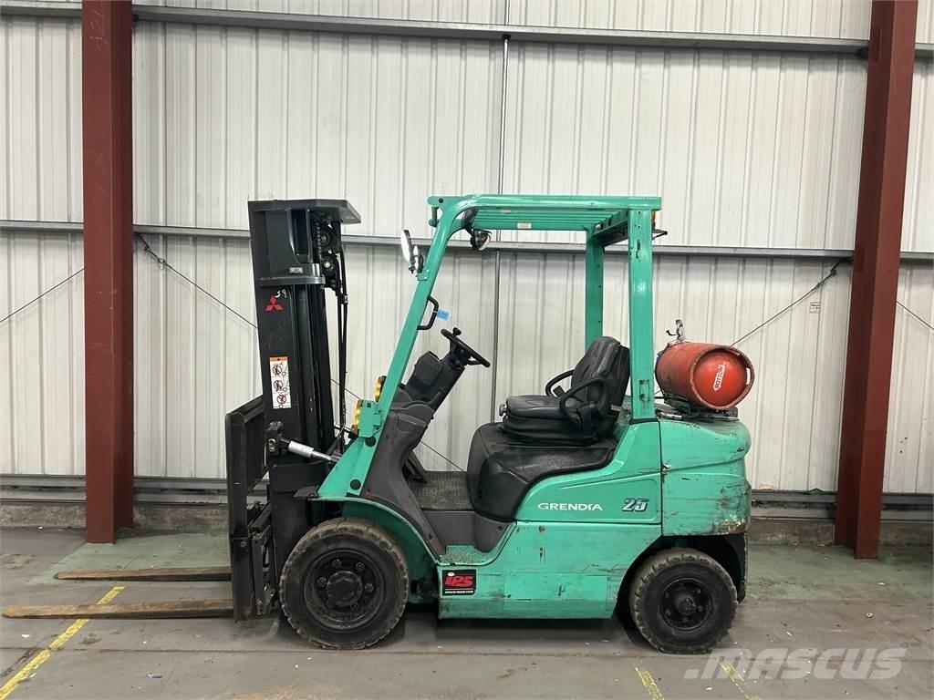 Mitsubishi FG25NT Gaasitõstukid
