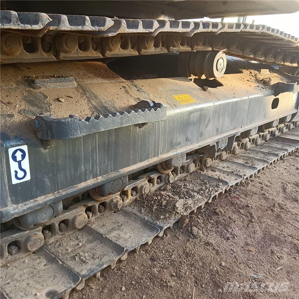 Volvo EC140B Roomikekskavaatorid