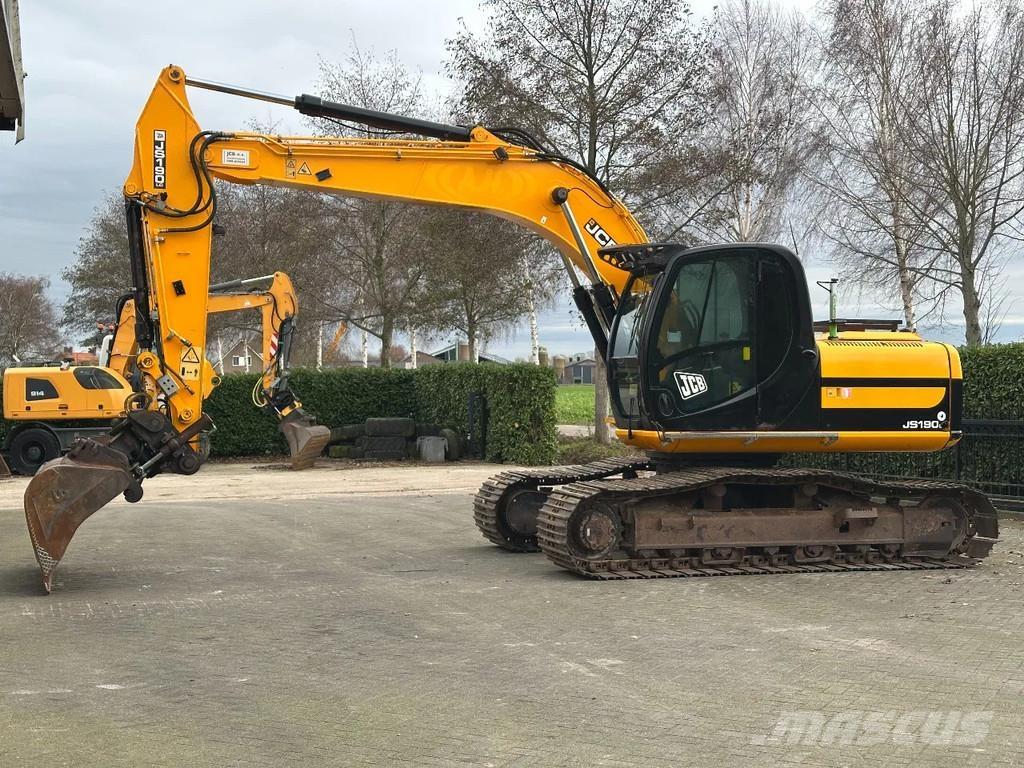 JCB JS190LC Roomikekskavaatorid