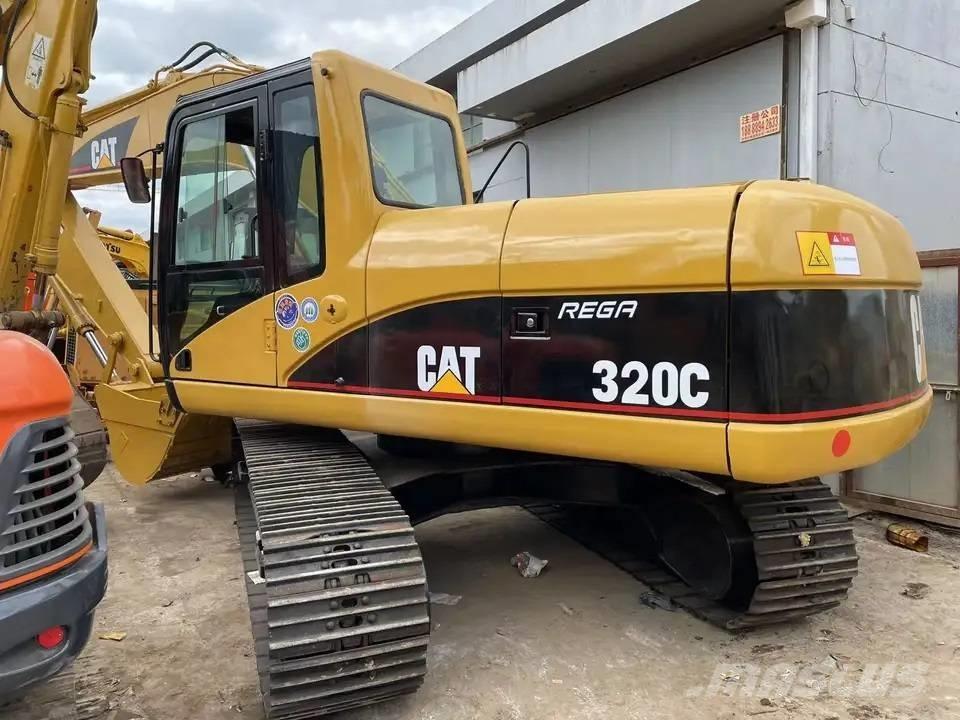 CAT 320C Roomikekskavaatorid