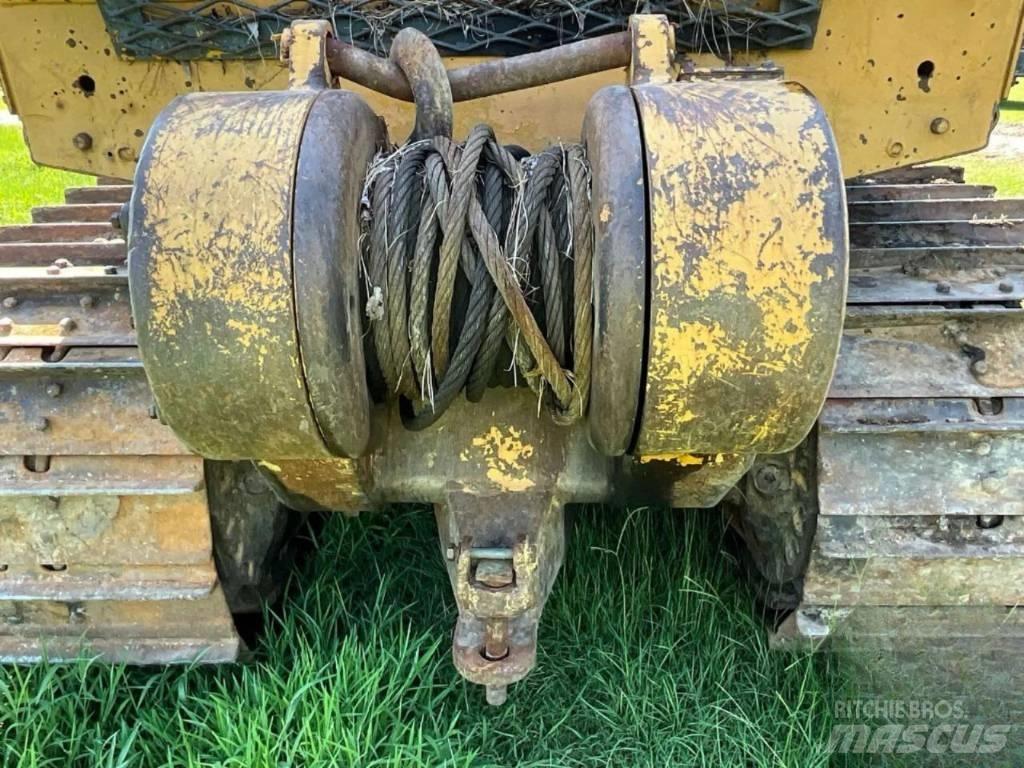 CAT D 7 G Buldooserid