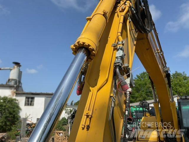 Komatsu PC 240 NLC Roomikekskavaatorid