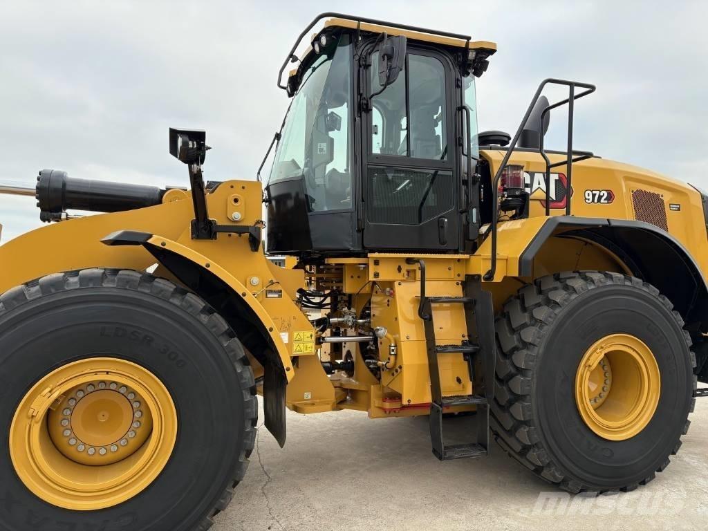 CAT 972 Rataslaadurid
