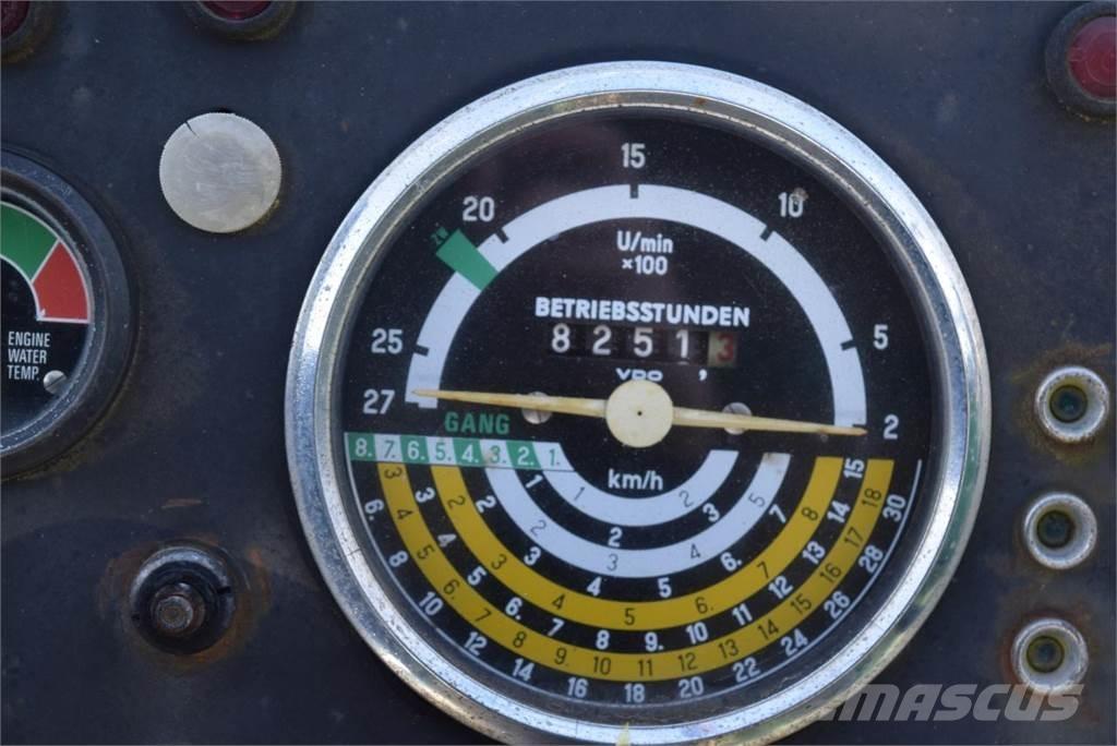 John Deere 2130 Traktorid