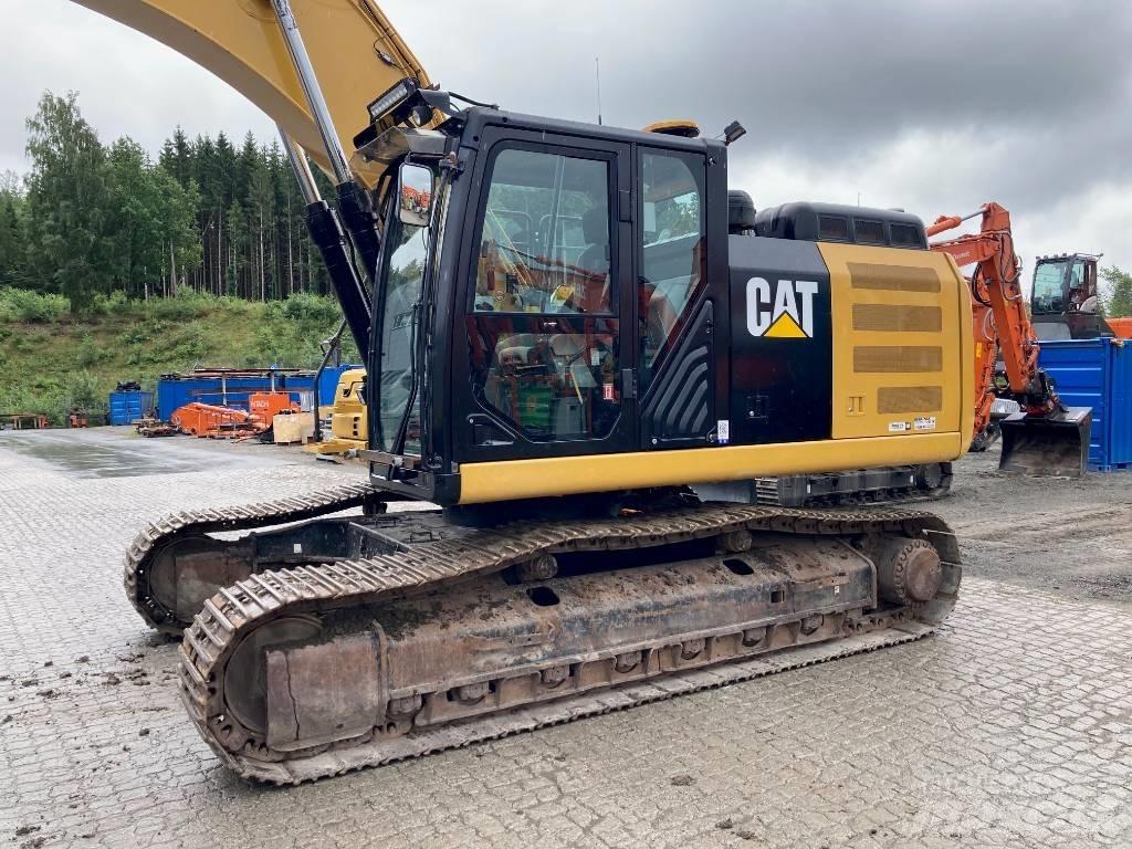 CAT 326 F L Roomikekskavaatorid