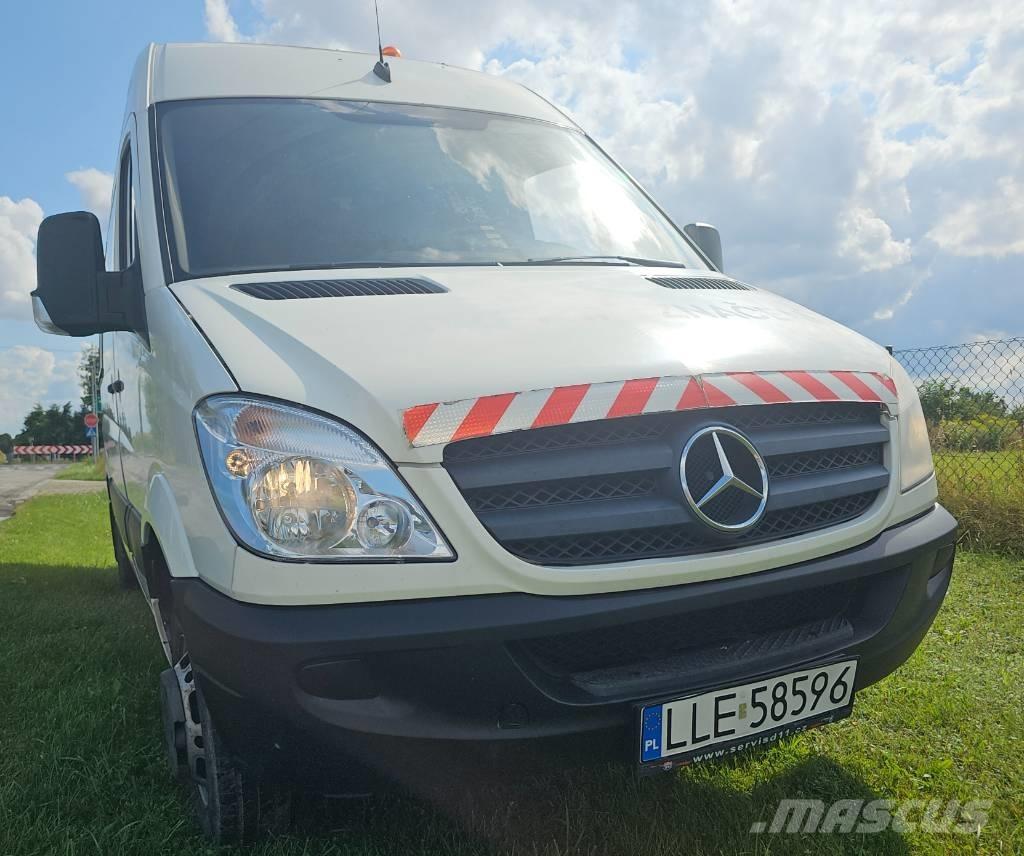 Mercedes-Benz 516 Kaubikud
