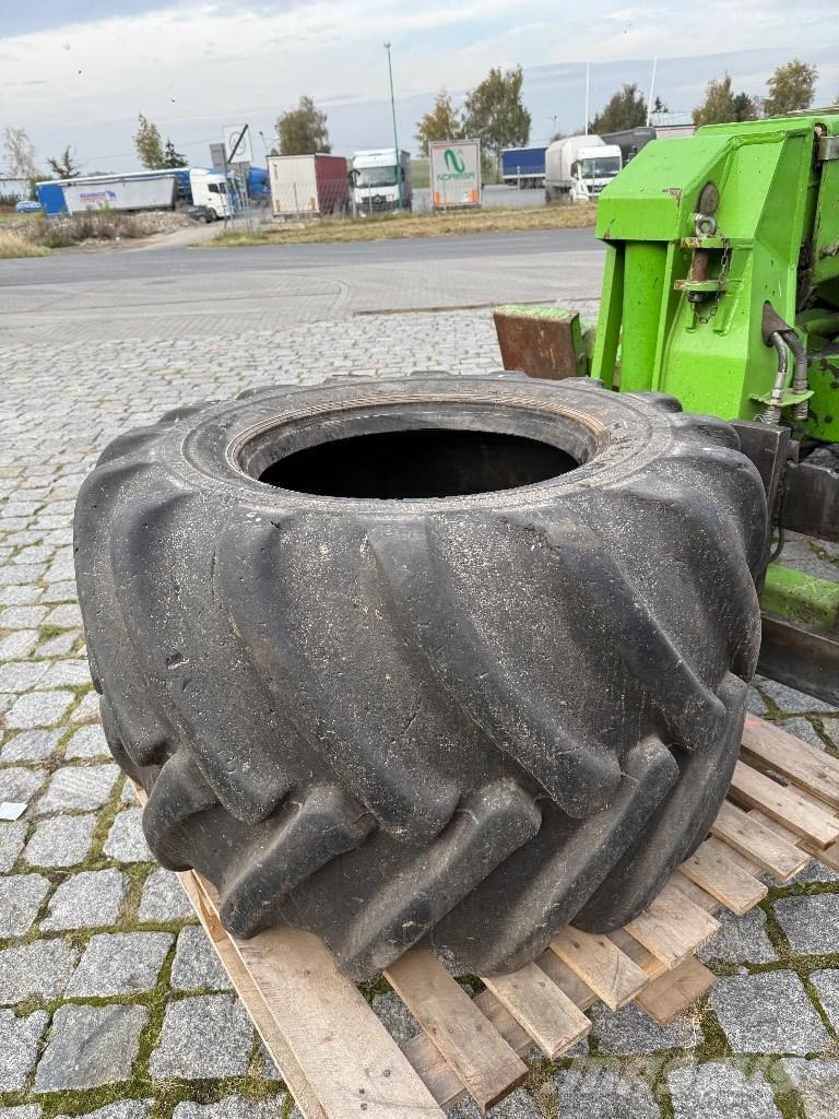 Nokian 710/40-22.5 Rehvid, rattad ja veljed