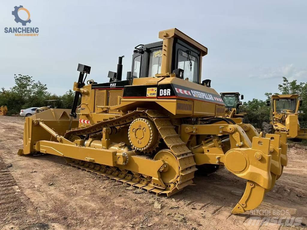 CAT D 8 R Buldooserid
