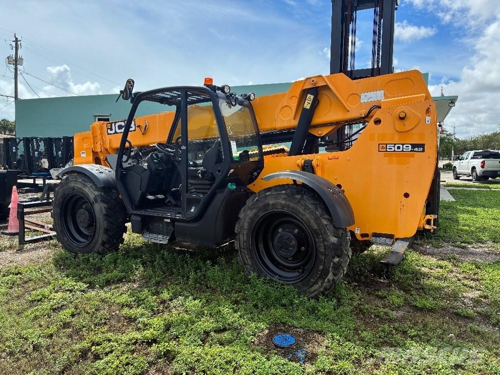 JCB 509-42 Teleskooplaadurid