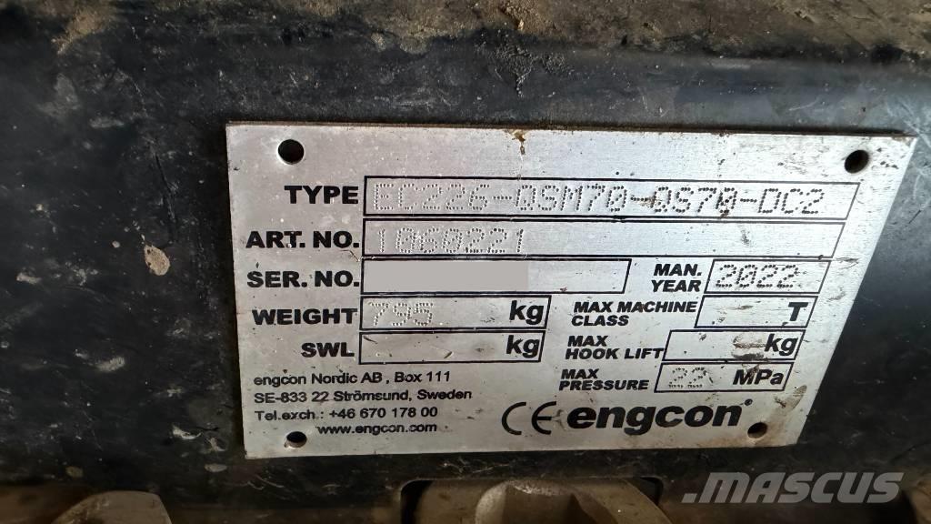 Kobelco SK 210 LC-11 Roomikekskavaatorid