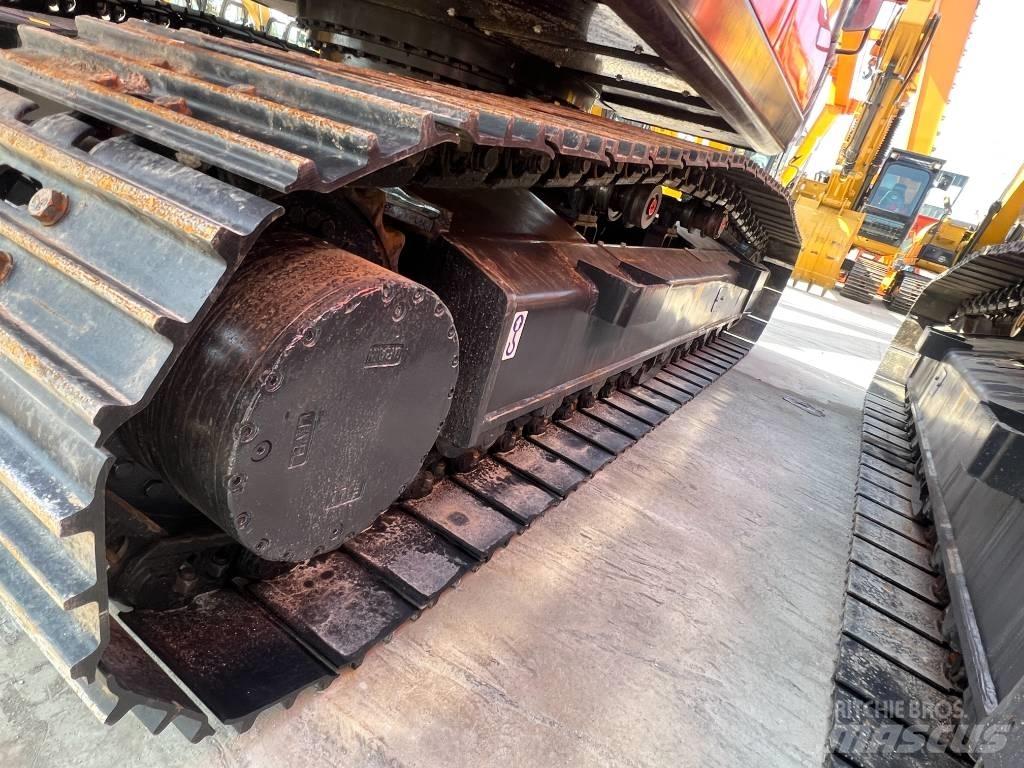 Doosan DX 225 Roomikekskavaatorid