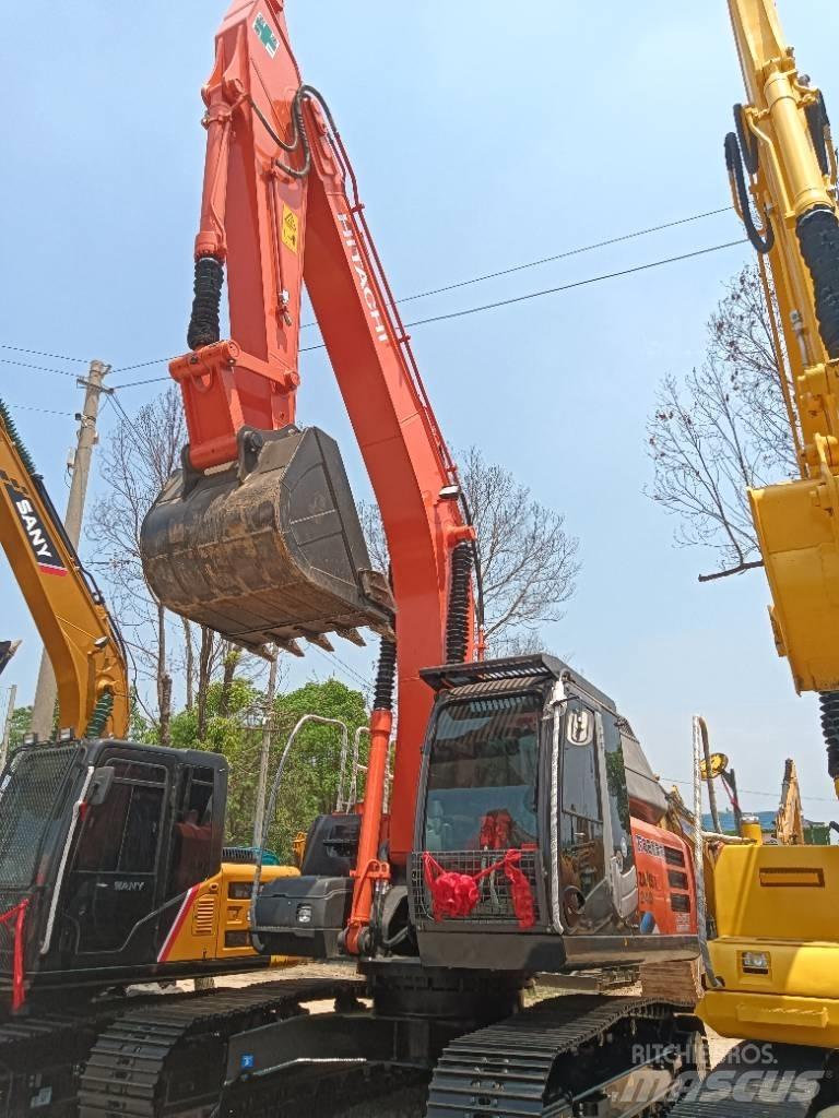 Hitachi ZX 240 Roomikekskavaatorid
