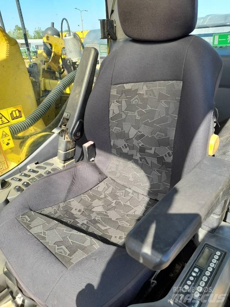 Komatsu PC 290 NLC-8 Roomikekskavaatorid