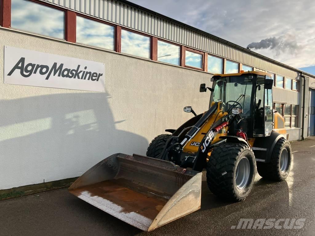 JCB 409 STAGE V - AGRI Väikelaadurid